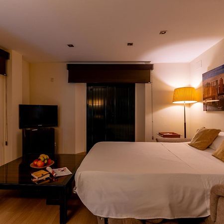 Pyl Apartamento Centro Junto Catedral Sewilla Zewnętrze zdjęcie